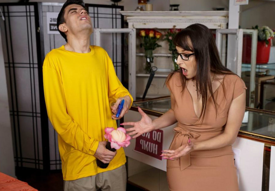 Well, why are you fucking a flower? Flower shop owner Lexi Luna saw Jordie fucking a flower